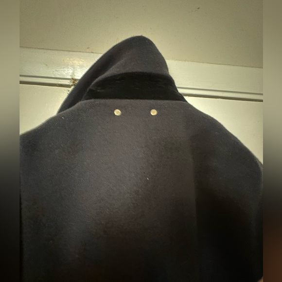 Louis Vuitton Men’s Pea Coat. EUC - Picture 9 of 10